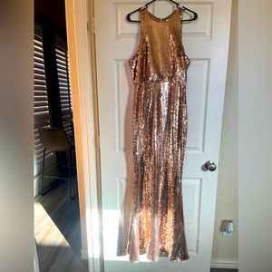 Lulu’s Rose gold sequin maxi dress. Very formal for galas and prom. Size XL